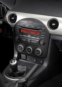 2014 Mazda Miata In-Dash 6-Disc CD/MP3 Player