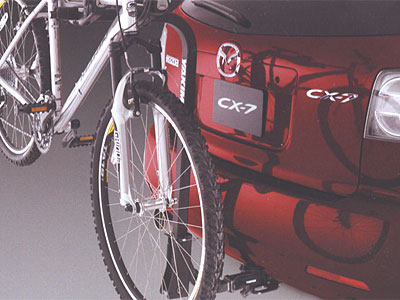2007 Mazda CX-7 Hitch Mount Bike Carrier 0000-8E-G01